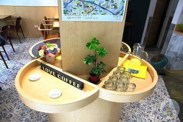 VIVRE CAFE 琲癮咖啡