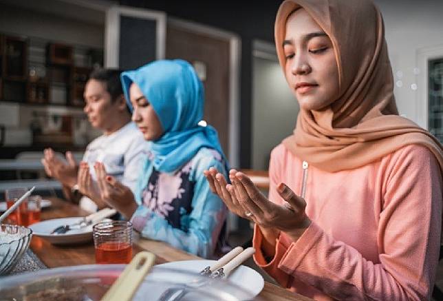 Apakah boleh puasa arafah tapi masih punya hutang puasa ramadhan