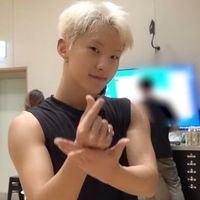 想念是會呼吸的痛🐯