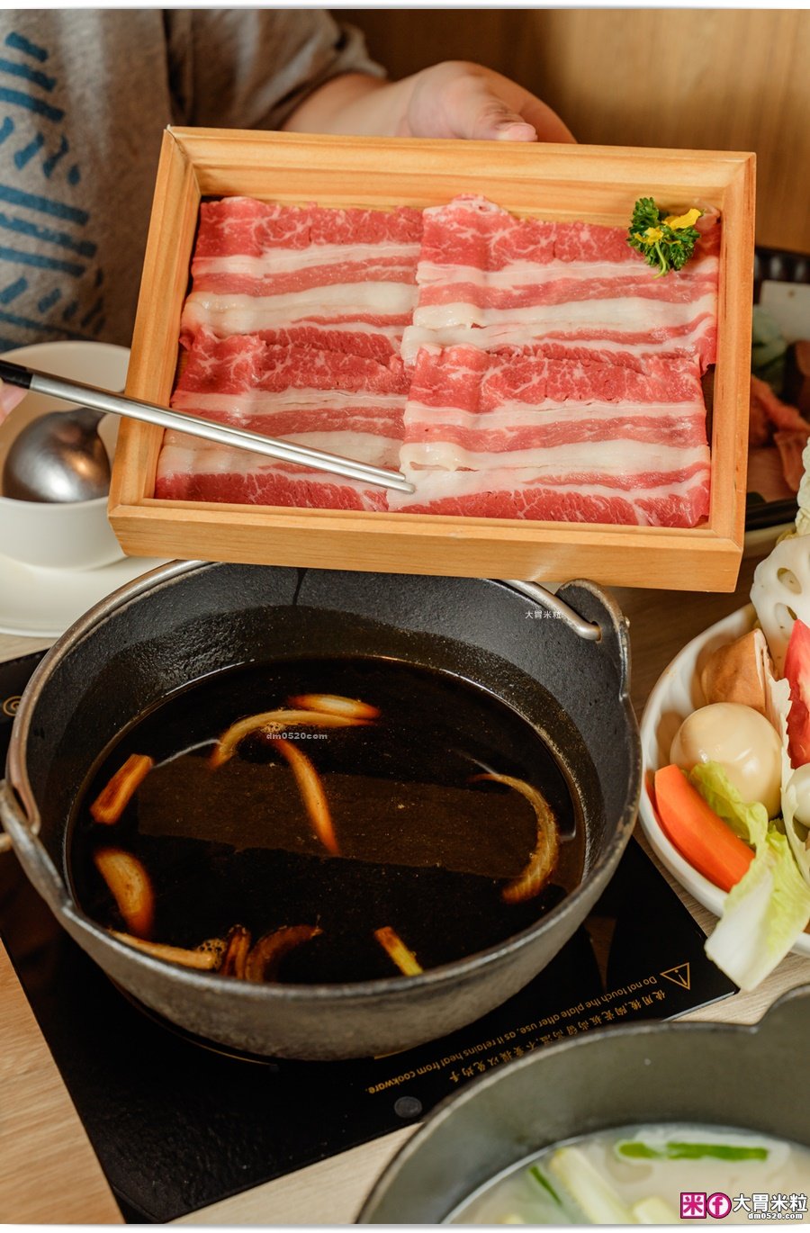 日暮裏和牛鍋物放題