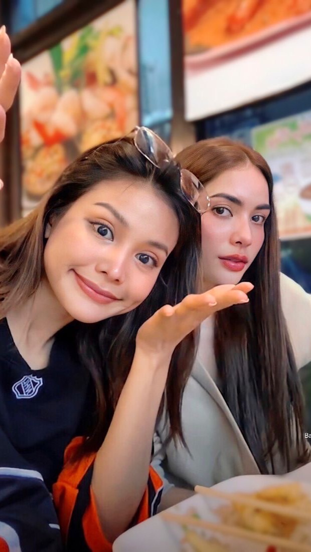 อิงฟ้า&ชาล็อต
