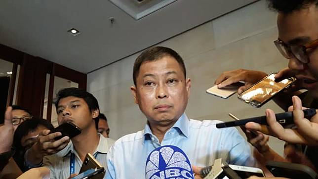Ignasius Jonan saat diwawancarai wartawan. (Foto: Ema Fitriyani/kumparan)