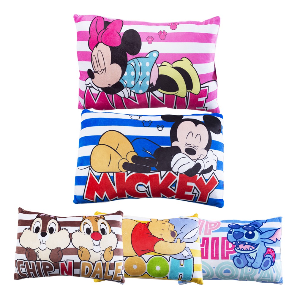 品名:迪士尼正版 米奇/米妮/維尼/奇奇蒂蒂/史迪奇睡睡午安枕 靠枕 抱枕材質/成份:表面布 填充物 聚脂纖維100%顏色(款式)：米奇/米妮/維尼/奇奇蒂蒂/史迪奇尺寸:42*25cm±5%產地:中