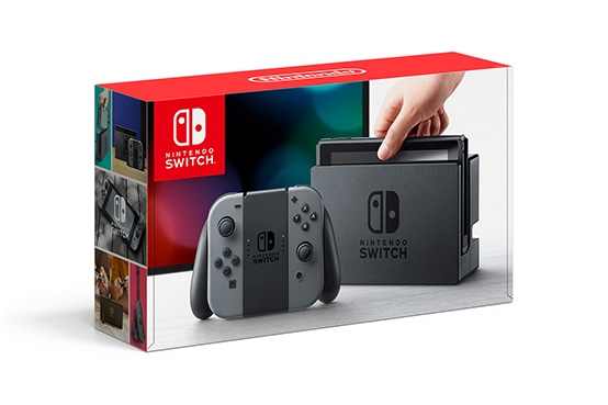 舊款 Switch 主機外包裝，以白色底色為主。