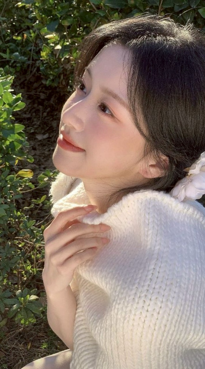 ✿𓈒˚𐔌՞. 𝐺𝑟𝑜𝑢𝑝˚𓈒 𝐶𝑙𝑖𝑝𓈒 ˚𓈒𓈒 𝐿𝑖𝑛𝑆𝑢ℎ𝑢𝑎Ი𐑼 ˖⊹ ՞𐦯