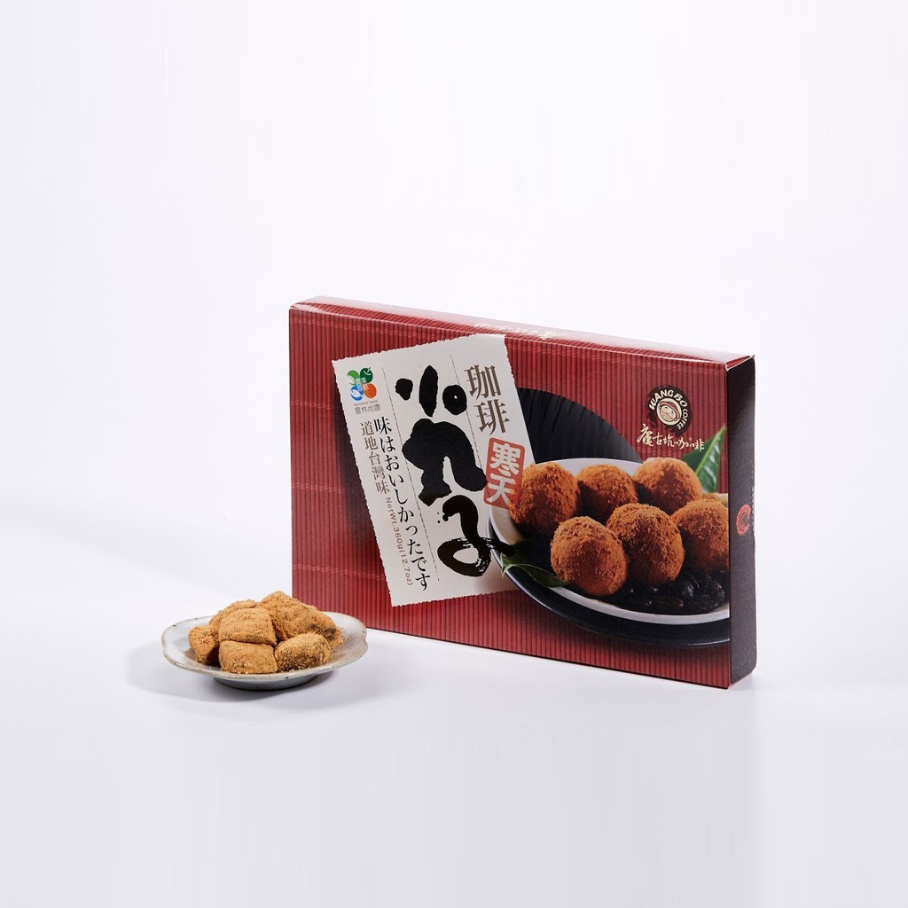 香濃的咖啡粉加入Ｑ彈 麻糬，入口後Ｑ彈有嚼勁，適合全家大小的最佳休閒零嘴，迎財神拜土地公必備甜點。保存方式： 請置於通風乾燥處，避免陽光 直照或高溫潮濕環境。成分:如圖所示營養標示:如圖所示規格:36