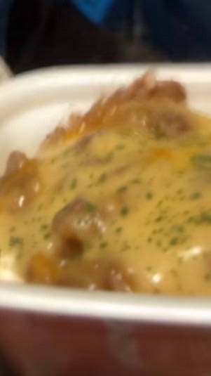3色トローリチーズ牛丼温玉付きネギセット