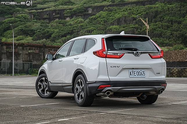 國產旗艦suv頂配對決 六車力抗進口群雄 Mobile01 Line Today