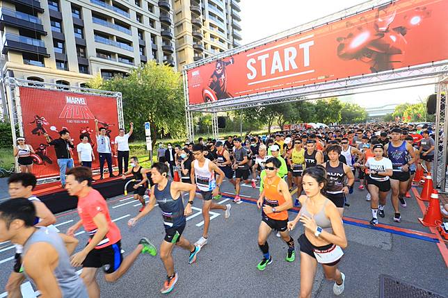 Marvel Run Taiwan漫威主題路跑 萬人響應熱血開跑 民眾日報 Line Today
