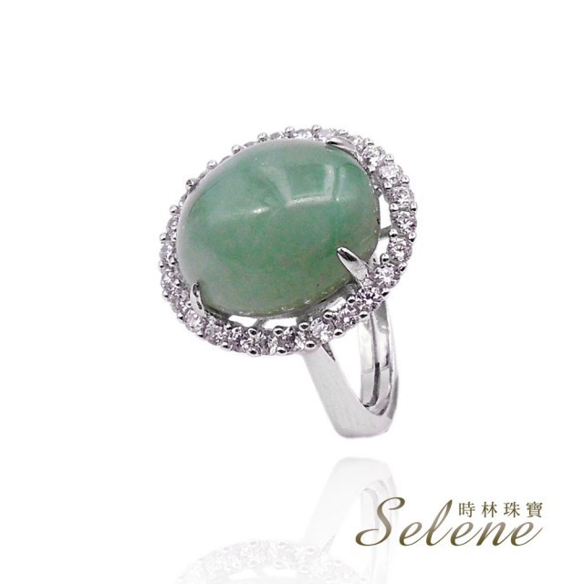 珠寶級鑲工 質地細緻 【Selene】芙蓉種滿綠翡翠銀戒(A貨翡翠) 品號：6206928 極品設計 精鑽典雅 質地勻稱 飽滿圓潤 芙蓉種帶綠翡翠 值得收藏 商品規格 ◎內容：戒指x1 ◎主石：A貨翡