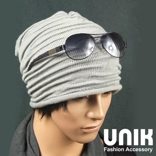 ◆羅紋毛線針織編織.造型大方俐落◆毛料質感舒適柔軟.保暖又透氣◆高伸縮彈性好配戴.立體垂墬感◆中性款式好搭.型男亮女皆適合