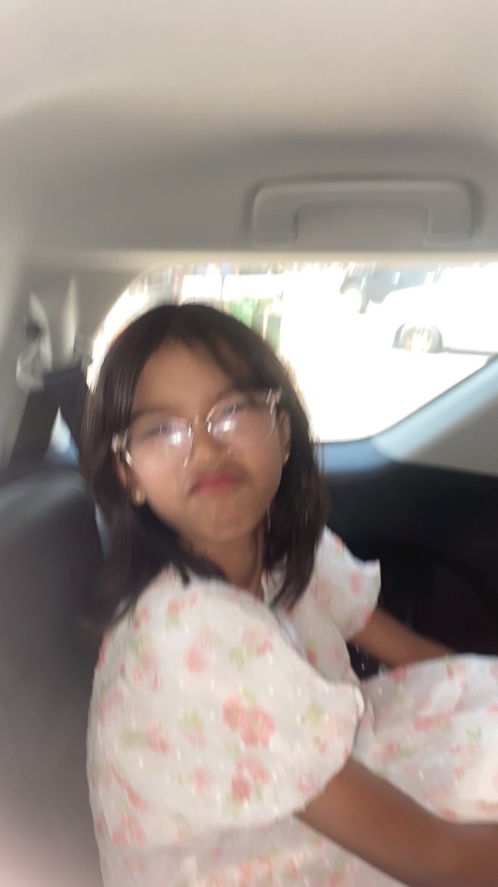 อัดเสียงร้องเพลง