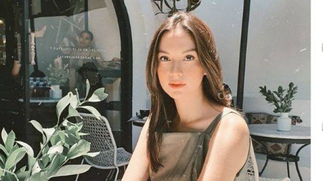 Bak Putri Jawa Sungguhan Riasan Wajah Karina Nadila Saat Nikah Tuai Pujian Suara Com Line Today