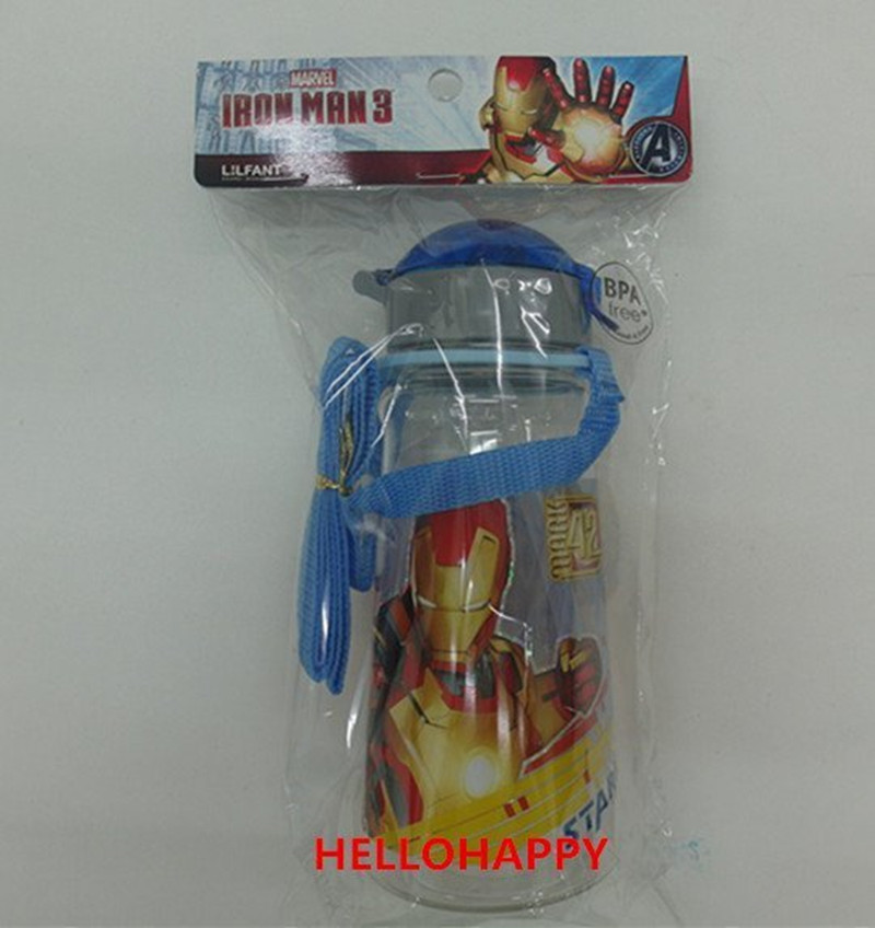產地:韓國 尺寸:16.5*7.5 cm 耐熱:0-80度c 內含吸管跟揹帶 圖1-2:鋼鐵人 圖 3 : 復仇者聯盟