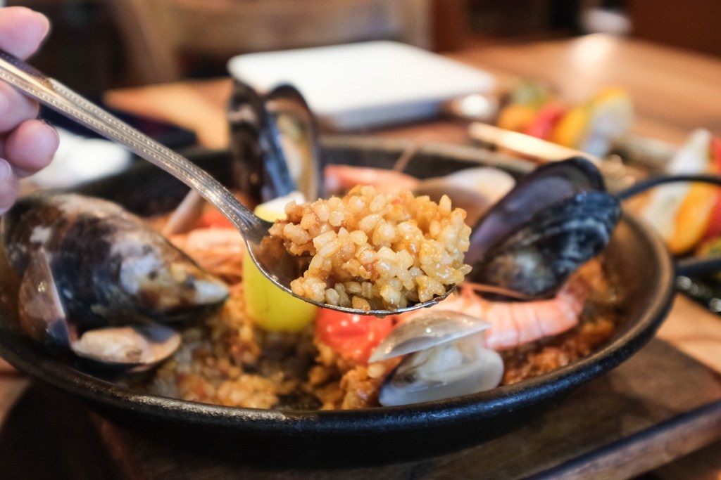 西班牙餐酒館, 東區西班牙料理, 東區美食, 西班牙海鮮燉飯, 西班牙蒜油蝦