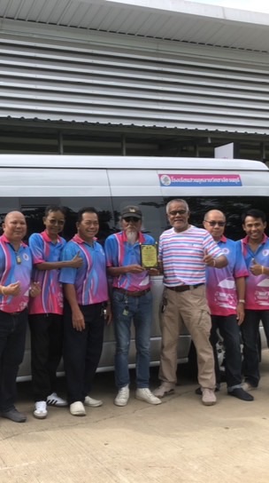 รถรับส่งนักเรียน สกธ.