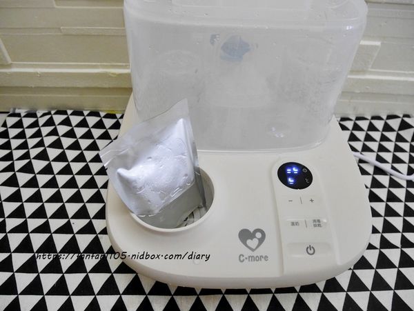 【新貝樂C-more】K2高效能溫奶消毒烘乾鍋 溫奶、消毒、烘乾一次完成 (11).JPG