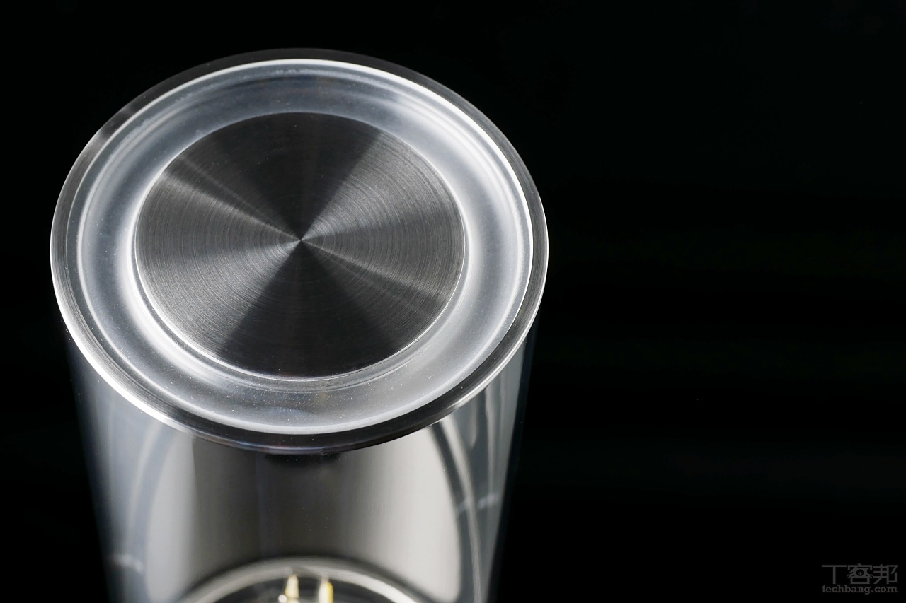 有機玻璃也能發聲？Sony LSPX-S1 無線玻璃共振揚聲器開箱試聽