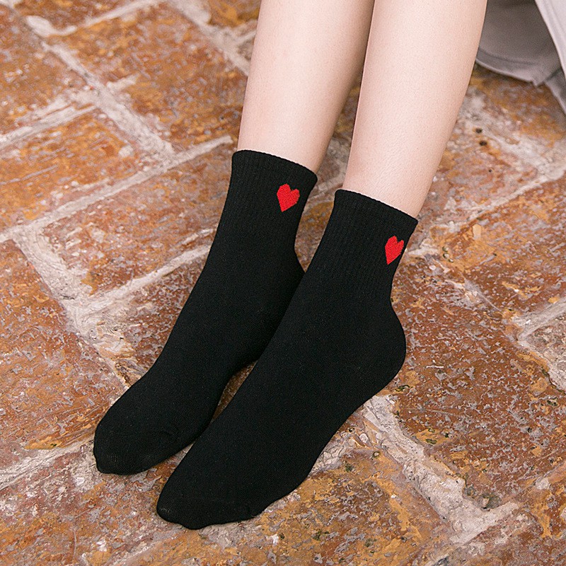 【現貨】實拍韓版時尚百搭愛心情侶襪學院風純色文青中筒襪防臭簡約韓系運動襪休閑原宿復古軟妹襪子