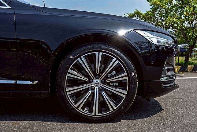 高身長斯堪地那維亞極簡美駒volvo S90 B4 Inscription 安全試駕 Zeek玩家誌 Line Today