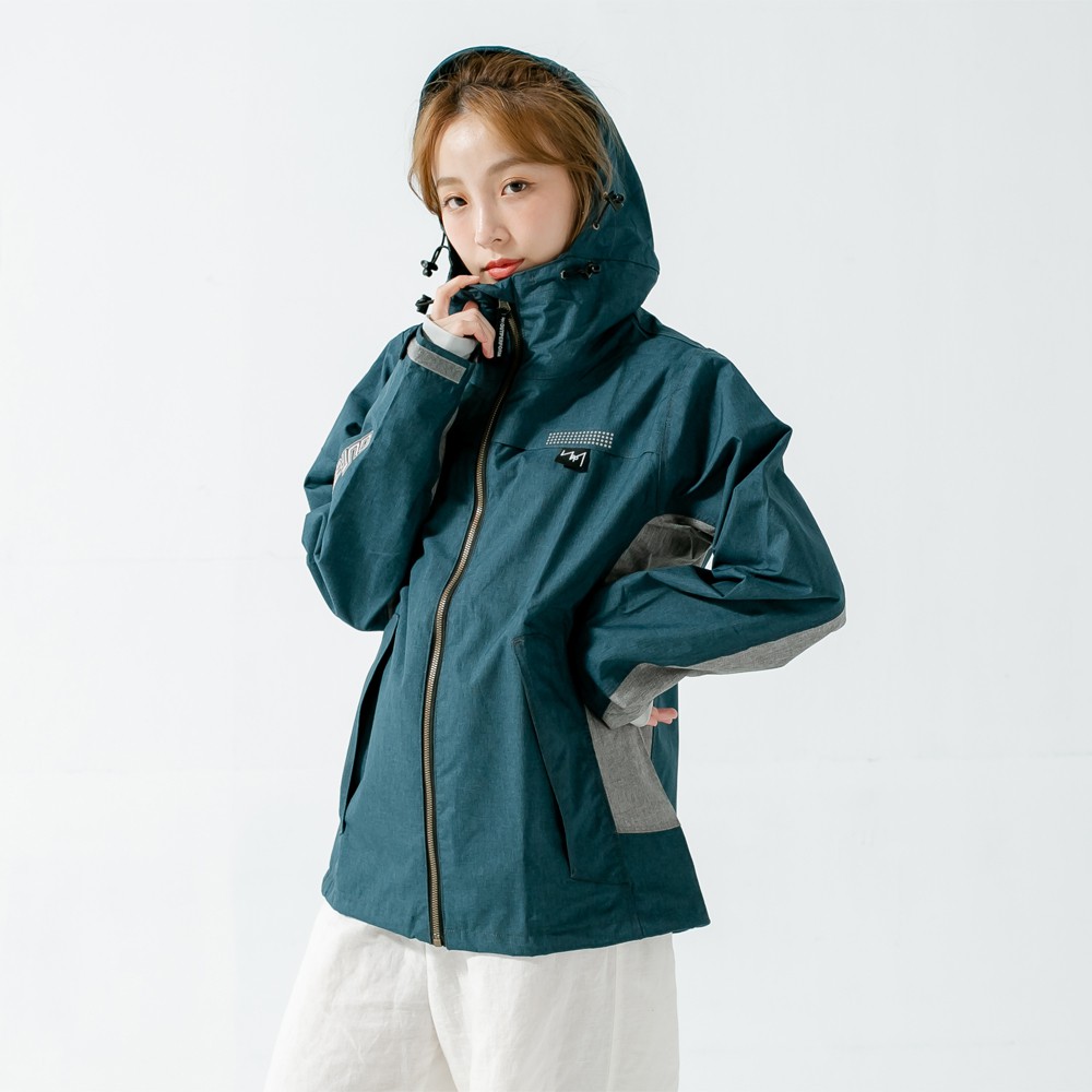 後背反光印刷6.全件車縫處壓防水條7.雨褲腳踝處 #魔鬼氈調整長短【SGS安全無毒】通過SGS無毒檢測業界防水度最高標準下標前請先詢問一下您要的商品是否有貨~謝謝。【注意事項】 ▶超取有材積限制，如買