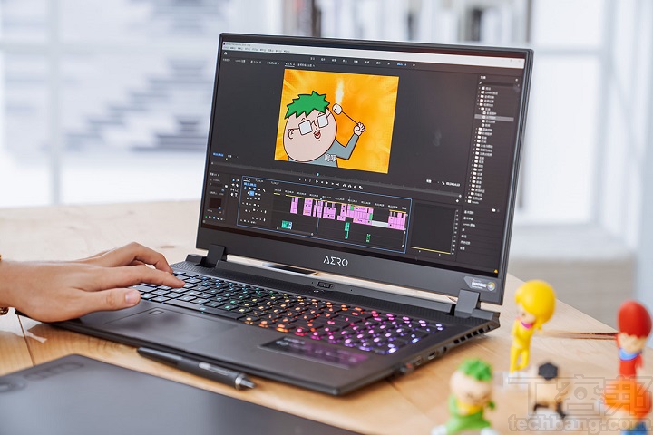 洋蔥換上 AERO 17 HDR YC 後，在轉檔過程沒了破圖問題，速度也變快，雖然沒計算比過去快多少，但那差別就像本來想去躺一下起來，變成去上一下廁所回來。