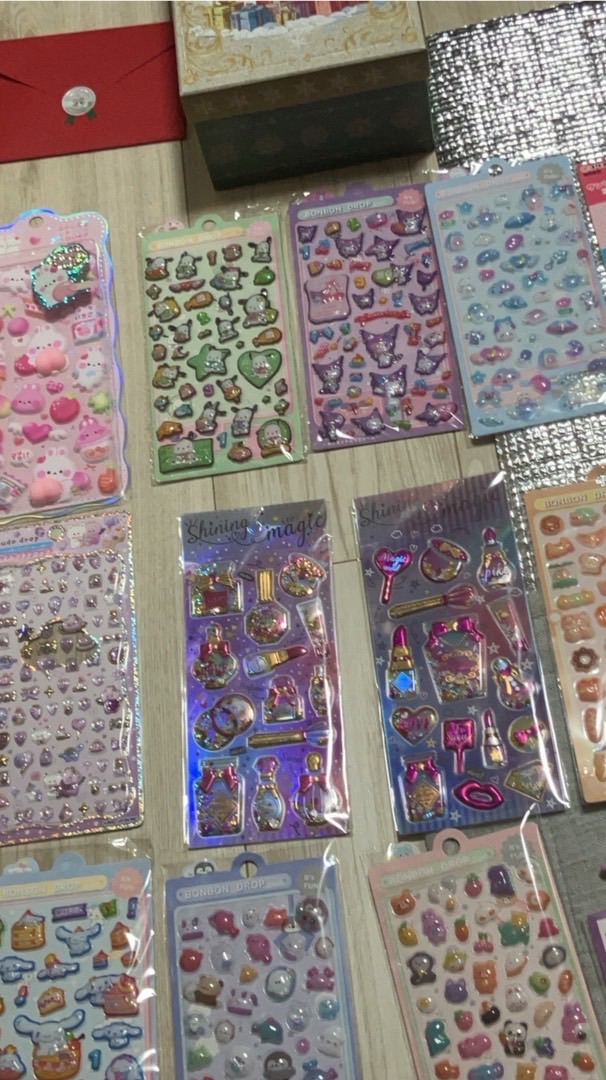 シール帳大好きな人集まれー!!