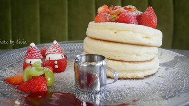 【台中甜點】樂室 LeRoom 茶與厚鬆餅 台中西區甜點店推薦│厚焙鍋煎鬆餅│台灣茶│質感優雅茶館│勤美綠園道商圈跟著Livia享受人生