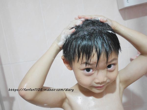 【獅子寶寶】大象愛玩水．沐浴慕斯 獅子洗頭．洗髮慕斯 #金盞花 #低敏配方 #女性用品-私密淨柔濕巾 讓孩子擁有安心又開心的沐浴時光 (11).JPG