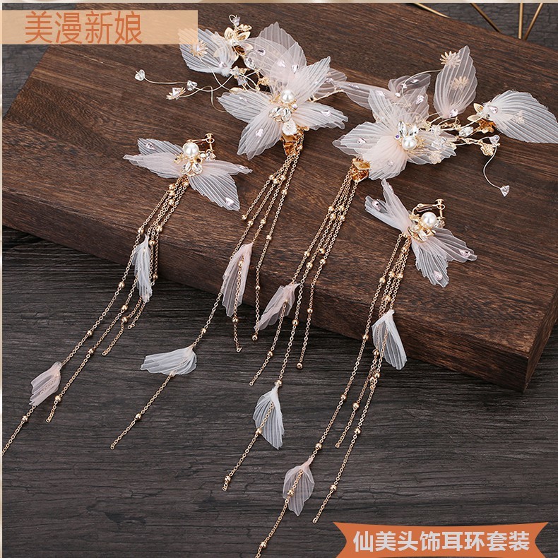 ~~~嗨歡迎光臨本小店 預購款出貨注意 商品一般從香港廠家寄出需要7-15天時間送達 訂單一般會等商品到達台灣地區再點出貨無特殊情況恕不取消訂單 如急單請先在聊聊上跟客服溝通 退貨須知 因運送造成損壞