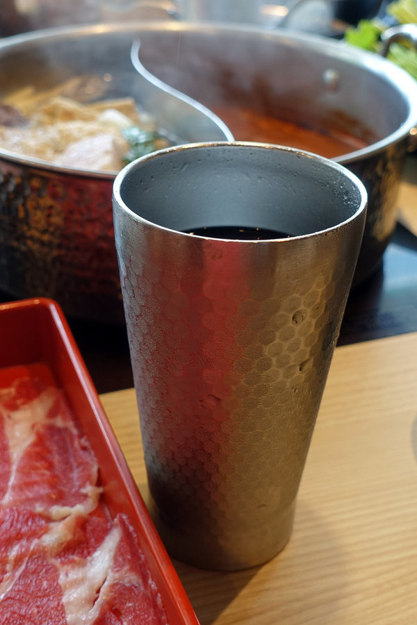 和牛涮日式鍋物放題台北忠孝東店(菜單價位、訂位、生日優惠、小孩收費)，聚餐或一個人都能享用的超值和牛三吃