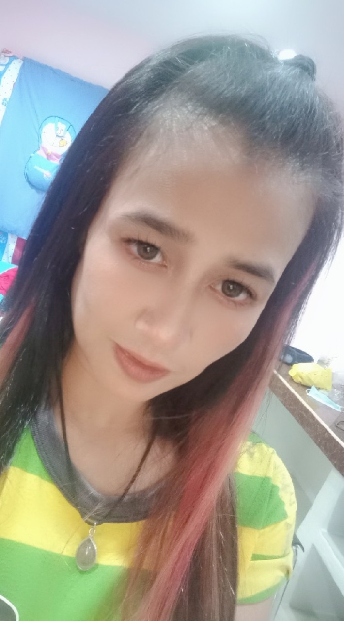 กมลวรรณ  ทิพย์ประชาบาล