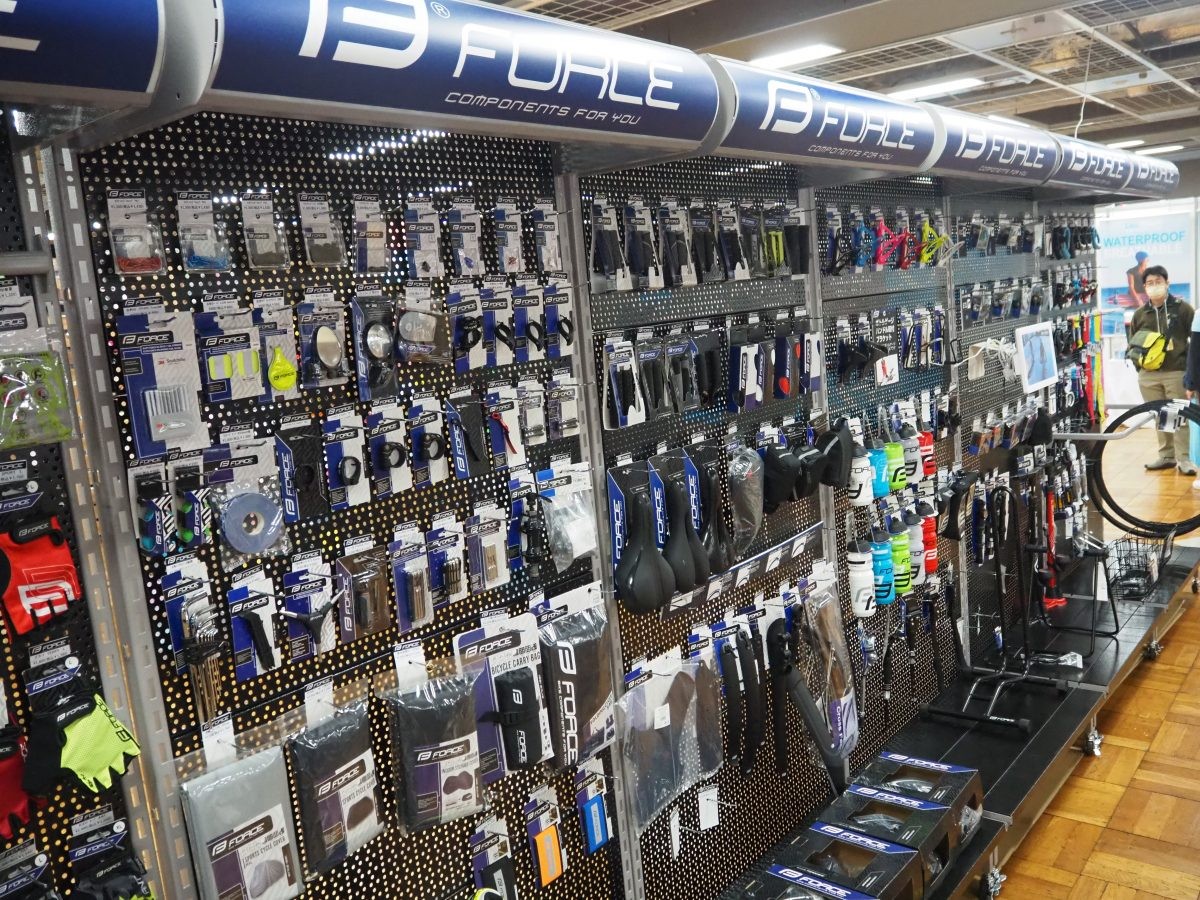 長すぎるポンプ 自転車界22年注目アイテムをチェック 続 サイクルパーツ合同展示会 Bicycle Club