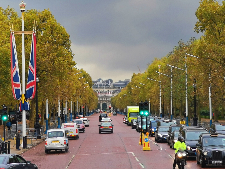 倫敦街頭實拍，HUAWEI Mate 20 Pro 矩陣式排列三鏡頭之超廣角、長焦鏡頭使用心得分享