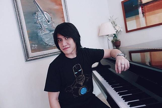 Kevin Aprilio Jawab Isu Perseteruan dengan Widy Vierratale