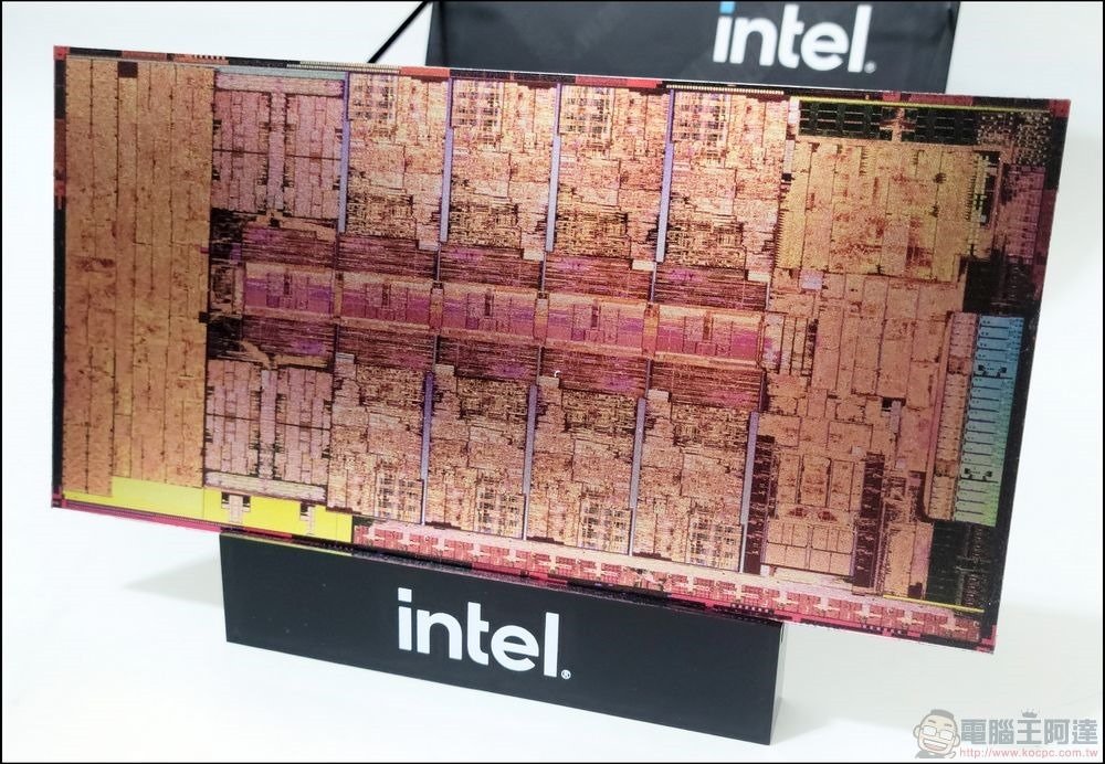Intel 第 12 代 i9-12900K ＆ i5-12600K 效能實測 - 04