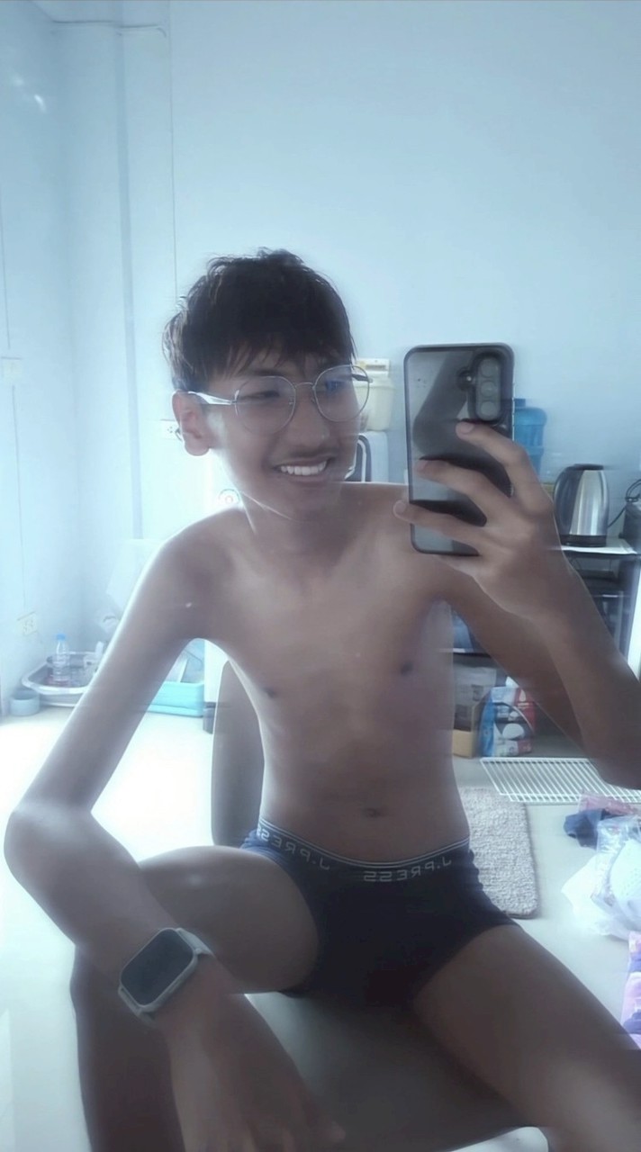 BareLive ไอแว่น🤓