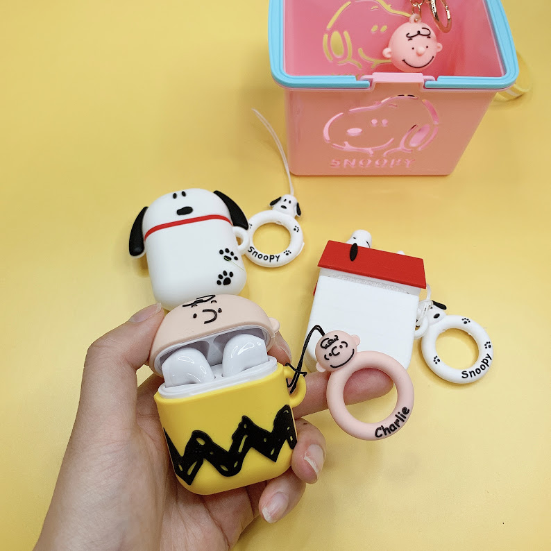 限量-三款 史努比家族(附小吊飾) 蘋果AirPods專用耳機盒保護套 收納套矽膠套【AS1080708】Unicorn手機殼