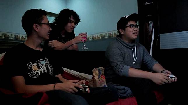 Eps 11 - Seperti Apa Ketika #AnakArtis Duduk Bersama 'BFF' Mereka?