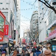 【旅遊攻略】韓國首爾觀光旅遊必去商圈 – “明洞 명동” (美食/美妝/免稅店/流行/購物/換錢)