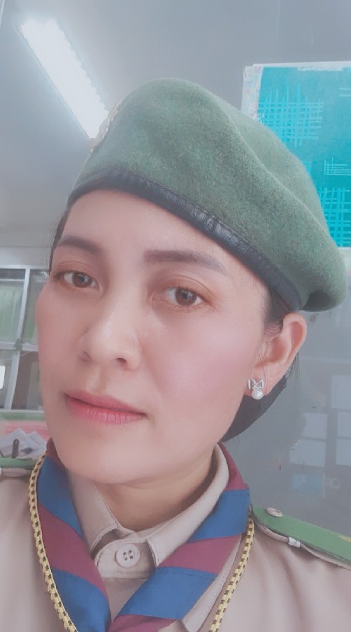 ครูนวรัตน์
