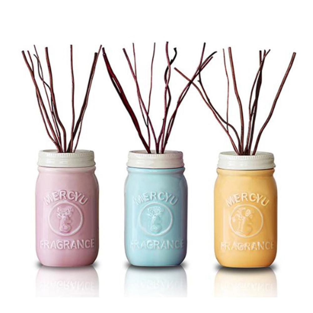 擴香、擴香瓶、擴香儀、線香、水氧香氛機、香氛加濕器、香氛蠟燭，讓生活環境變得清新美麗。 Mercyu獨特設計，香味造型十足，私心推薦！ 香氛不僅只是調節空氣中的氣味，更能使人調節身心、紓壓心理。 擴香