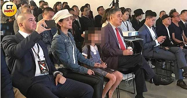 王文洋李晶晶攜女現身TED    王泉仁登台分享即時精準醫療