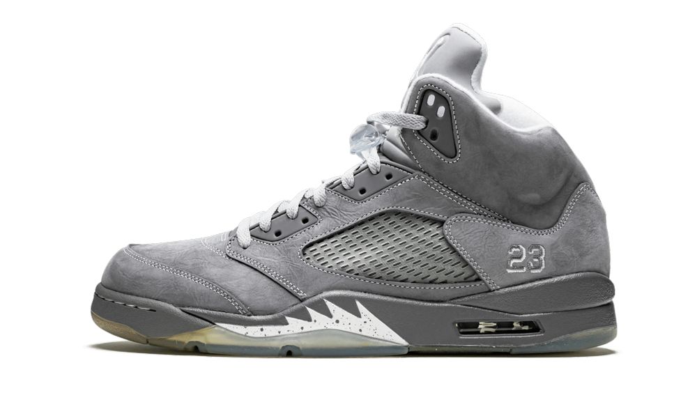 One of the most popular non-OG colorways of the Air Jordan 5 ever, this release from 2011 puts the i