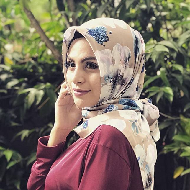  Artis Cantik Ini Bikin Cowok Jatuh Hati Sabung Ayam Online Berdarah Aceh, Pesona 7 Artis Cantik Ini Bikin Cowok Jatuh Hati