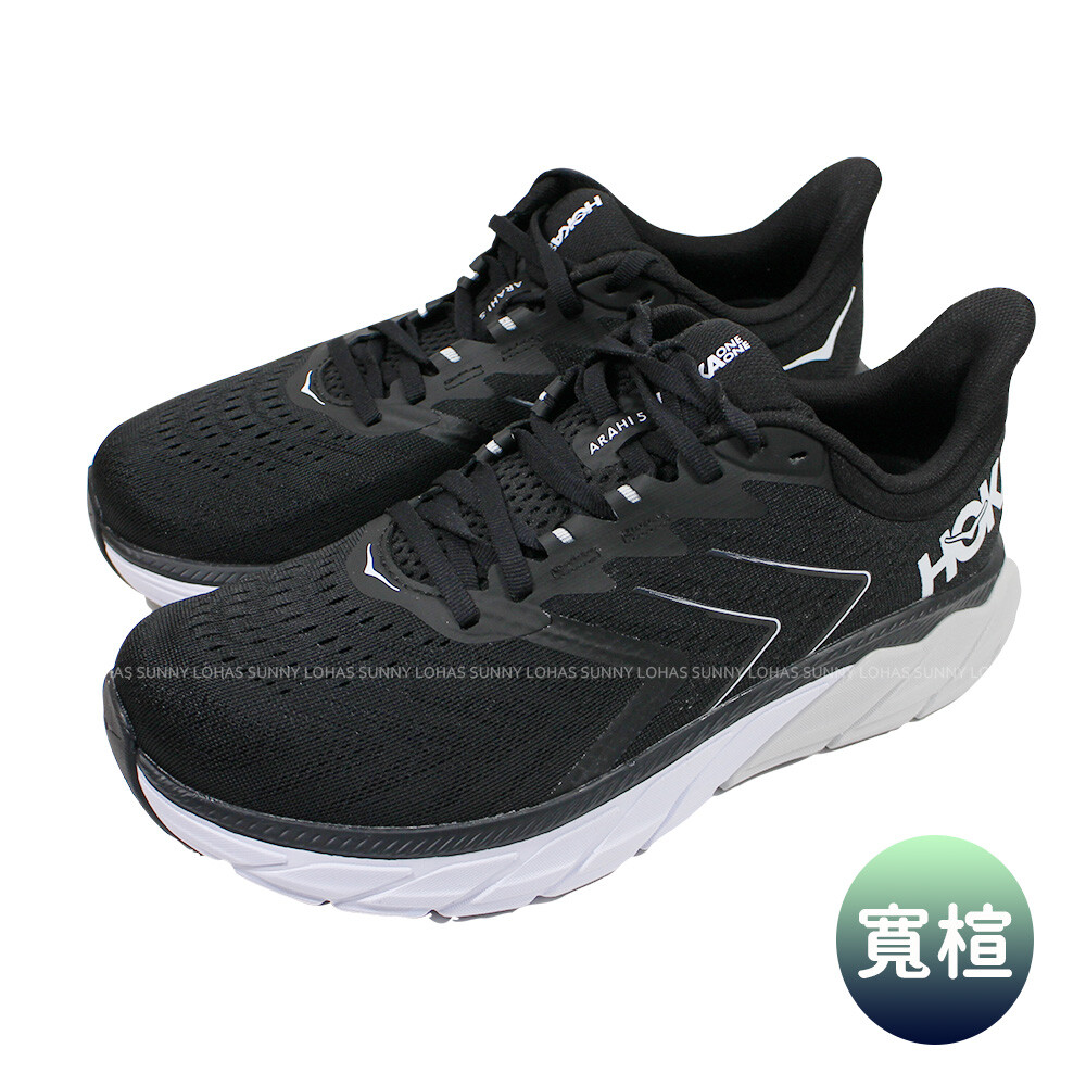 arahi 5 支撐型 路跑鞋 建議售價:nt4580 arahi 來到全新第五代每次的更迭arahi都重新改寫了支撐鞋款的歷史 有著最佳的減震設計卻也同時擁有最輕的重量這兩種看似矛盾的組合完美的呈現