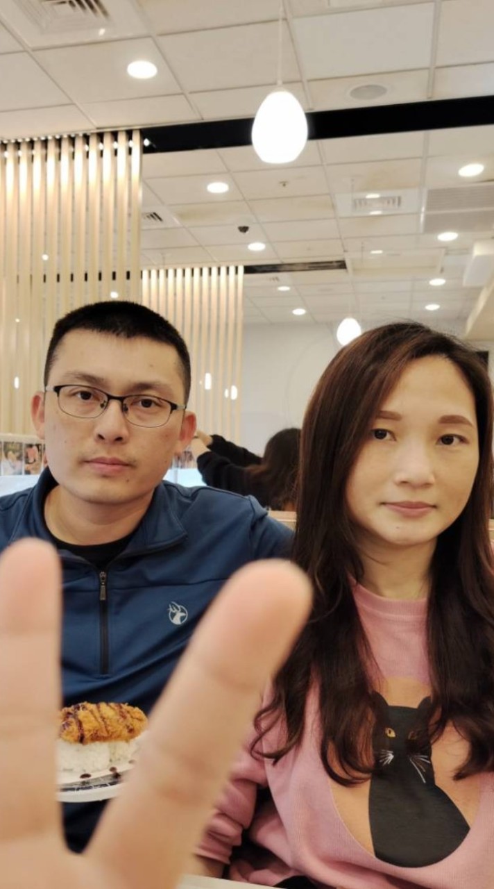 夫妻秀恩愛