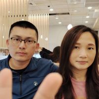 夫妻秀恩愛