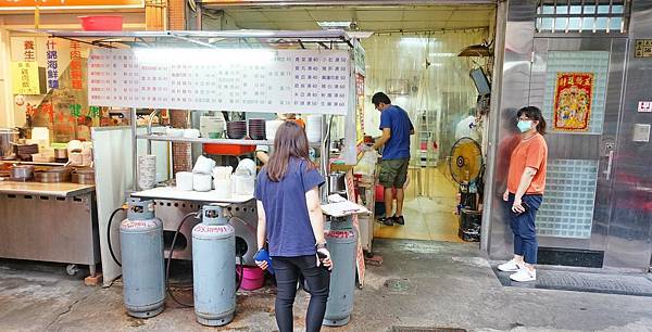 【台北美食】巷仔內小吃店-隱藏在民權西路捷運站旁巷弄裡的不起眼小吃店