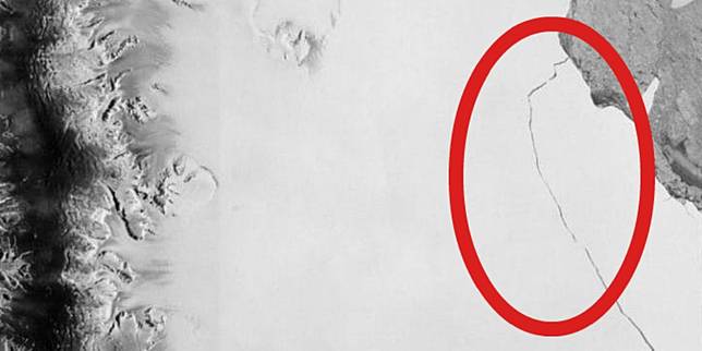 Gunung Es 1 Triliun Ton Lepas dari Antartika